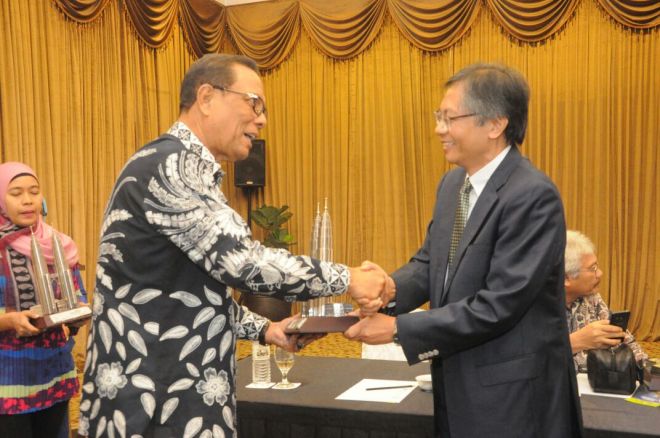 Bupati Kampar Berburu Investor di Malaysia